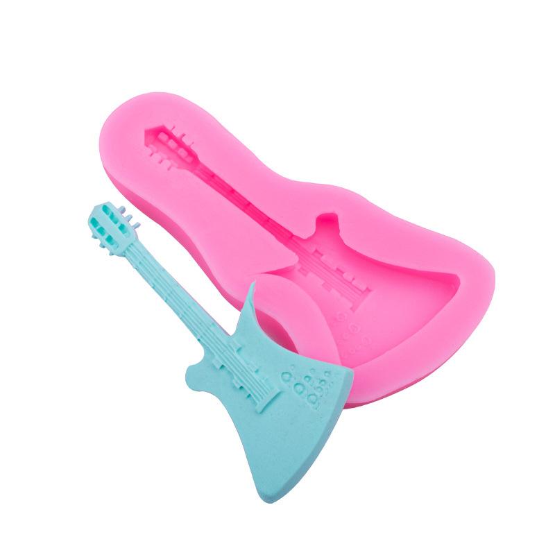 Musical Instrument Notes Baking Silicone Mold Headphone Radio Guitar Violin Fondant Chocolate Mould DIY Decor Baking Tools