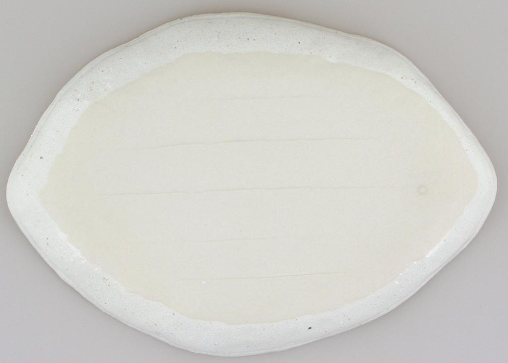 Mino Ware Polka Dot White Karatsu Pasta Plate Leaf Shape K10195