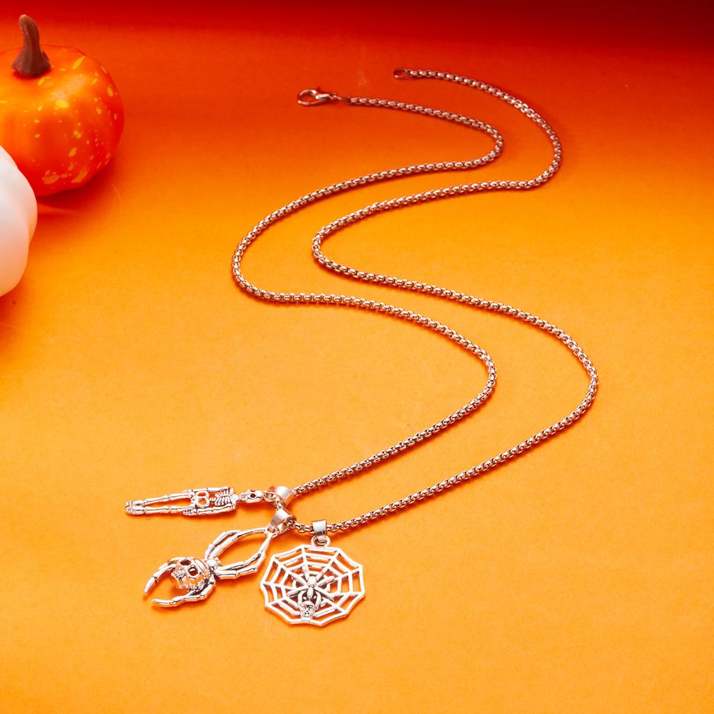Vintage Charm Skeleton Spider Web Necklace Men Women Goth Punk Skull Ghost Hand Pendant Chain Necklace Halloween Jewelry Gift