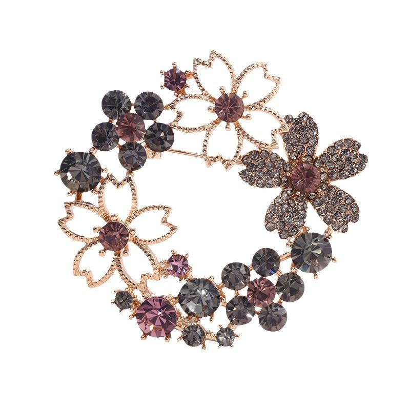 European American Retro Flower Brooch Elegant Personalized Diamond-Encrusted Alloy Corsage