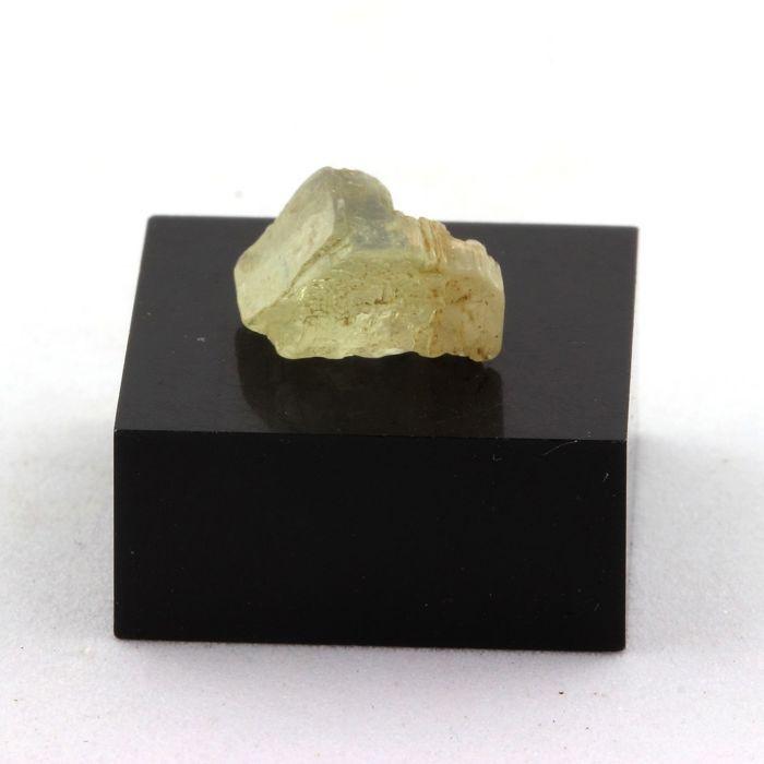 Pierres et Minéraux. Spodumene Hiddenite. 4.66 ct. Konar Province, Afghanistan.