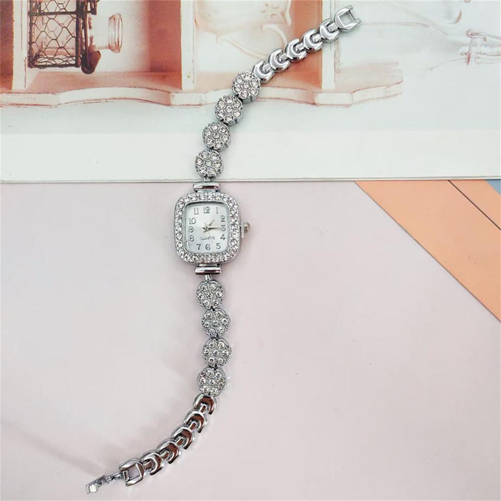 Women Fashion Leather Watch