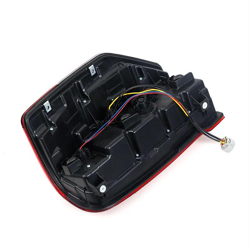 Совместимые задние фонари, указатели поворота и стоп-сигналы для Mitsubishi L200 Высокой Комплектации (2019-2020).