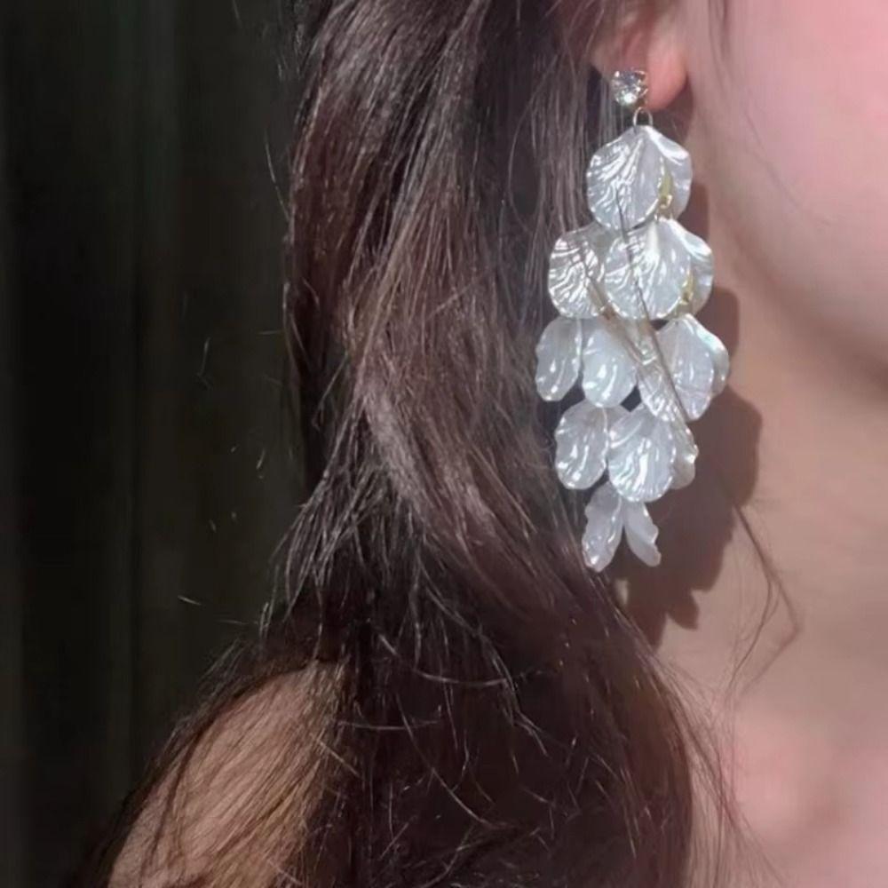 Ювелирные изделия Серьги-капли Изысканные винтажные серьги Серьги с кисточками в виде милых лепестков Вечеринка