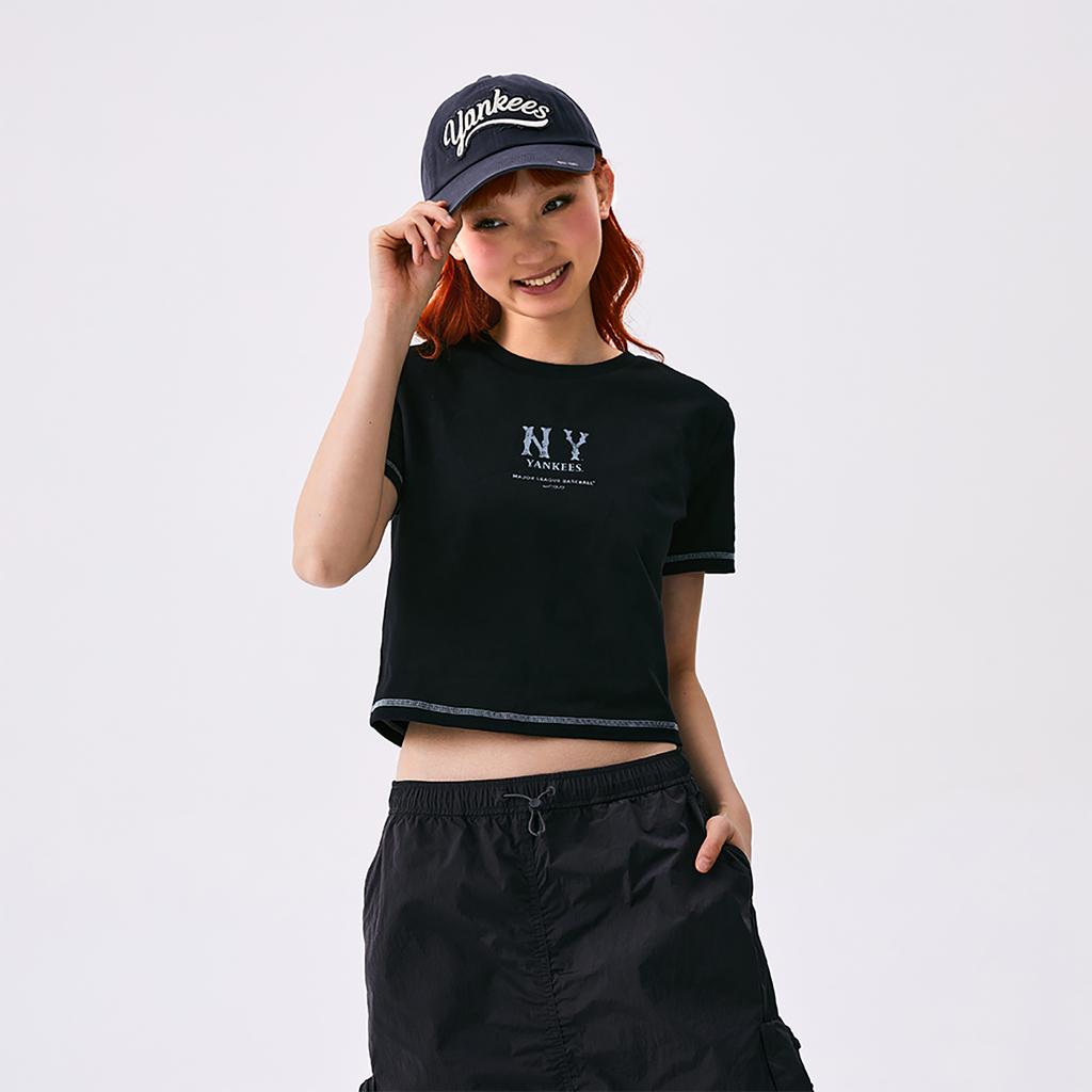 New MLB New York Yankees Basic Collection SS25 T Shirt Women's Black 3FTSB0453-50BKS