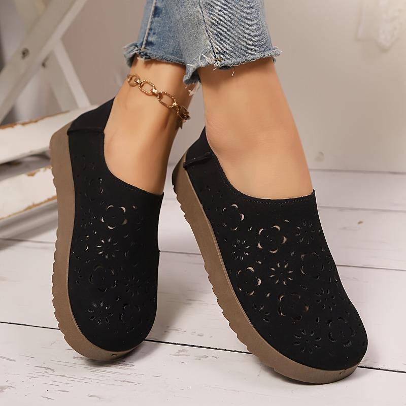 Женские дышащие сетчатые слипоны - Легкая повседневная обувь с мягкой подошвой, перфорированным дизайном для комфорта в течение всего дня, верх из бежевой ПУ кожи
