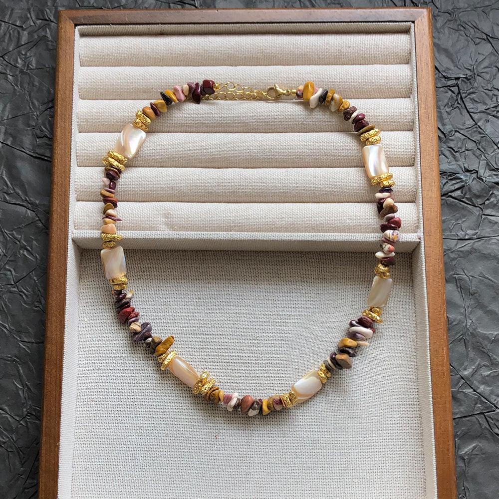 Medela Retro Natural Stone Shell Beaded Necklace Women Niche Irregular High-end Collarbone Jewelry Gift