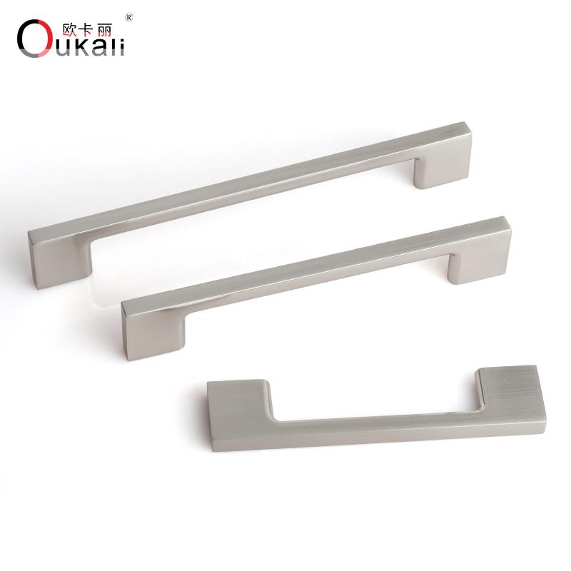 Oukali Cheap Chinese Factory BSN Cabinet Handles Bedroom Kitchen Door Furniture Handles Wardrobe Zinc Pull Handles