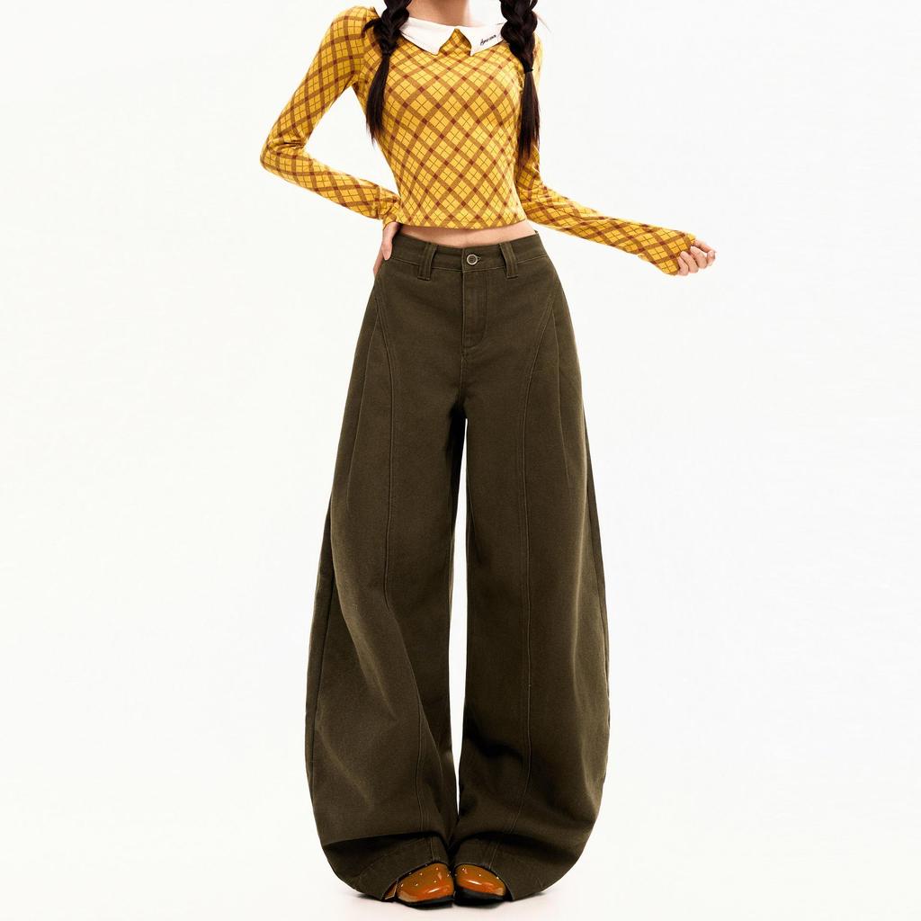 Женские широкие джинсы из коричневого хлопка с высокой посадкой и плиссированным драпированным дизайном - Коллекция 2025