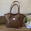Premium sense retro Maillard embossed bag women's 2025 new large-capacity commuter shoulder bag portable tote bag