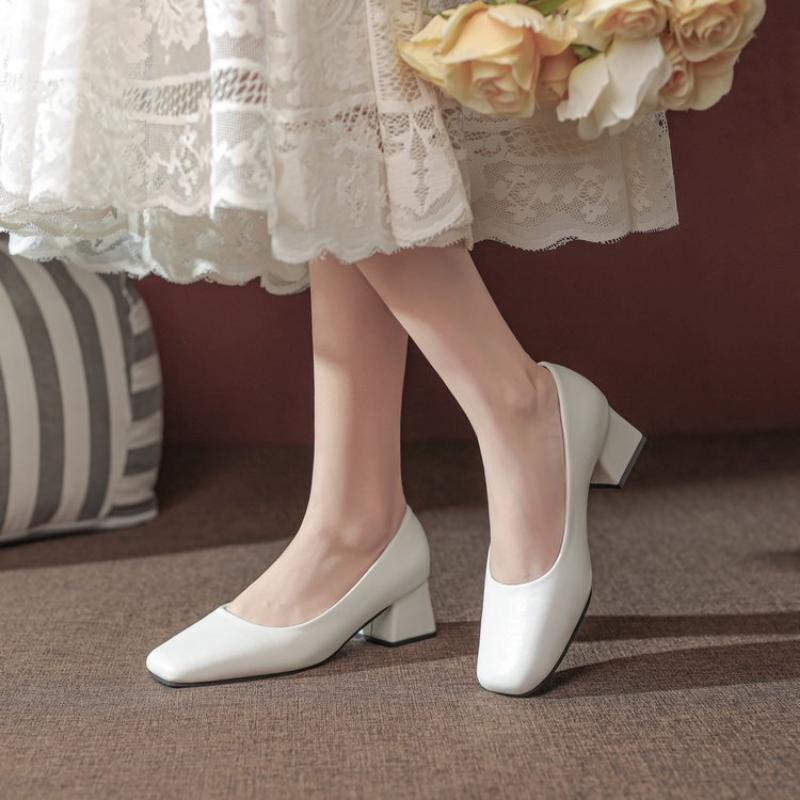 Простые однотонные профессиональные кожаные туфли 2024 года, весна, новые квадратные туфли на толстом каблуке, универсальные, с неглубоким носком, женские