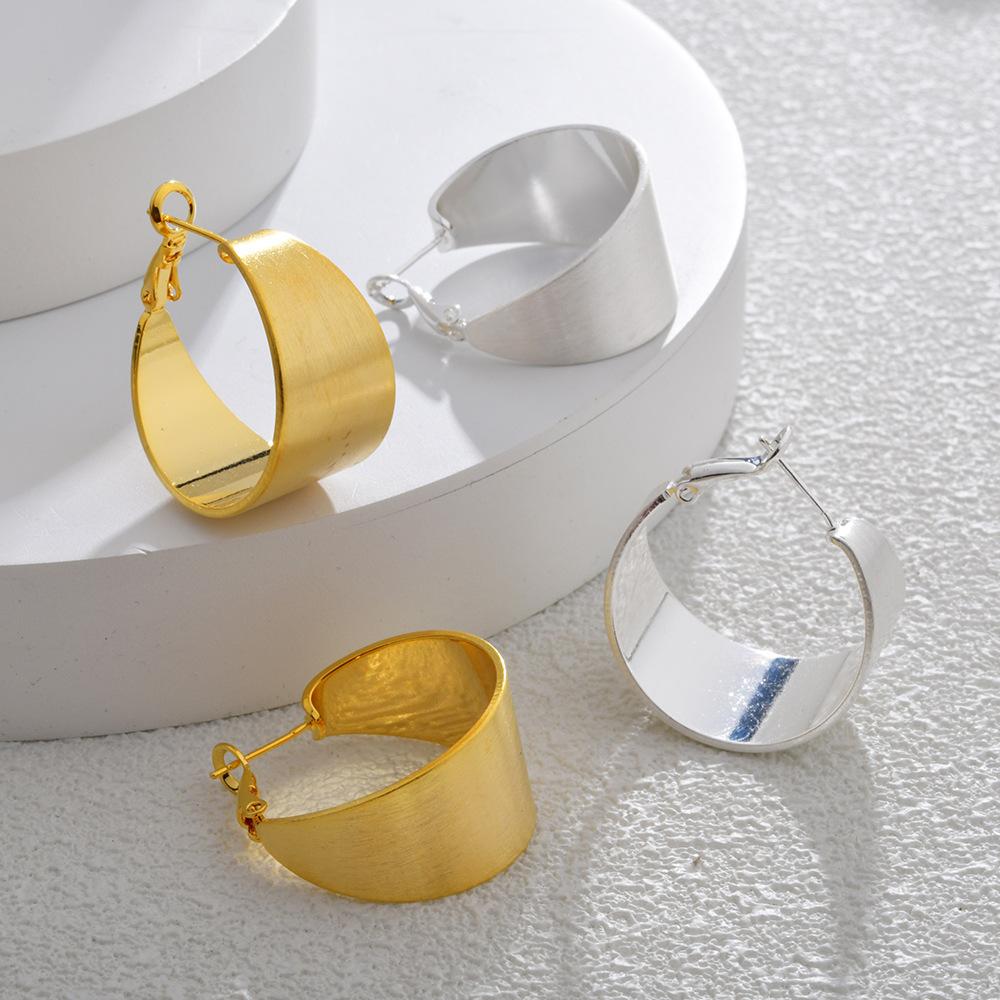 Wide Brushed Geometric Hoop Earrings - Fashion Simple High-End Cool Tone Statement Earrings for Women