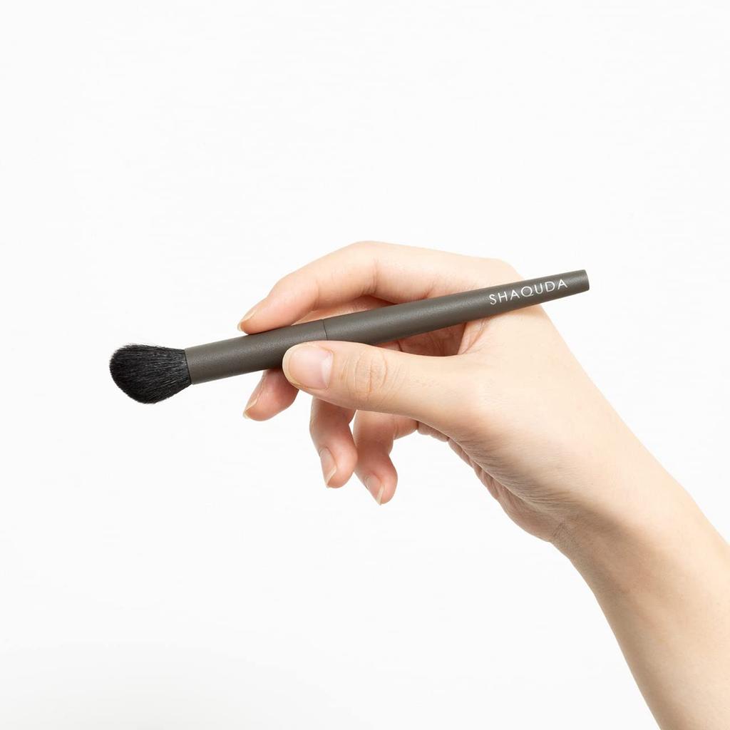 SHAQUDA OWN Кисть для сияния [734]