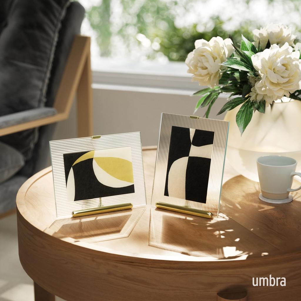 Официальная рамка Umbra Photo Flute подходит для размеров KG 10x15 см и 2L 12x17 см, латунь,