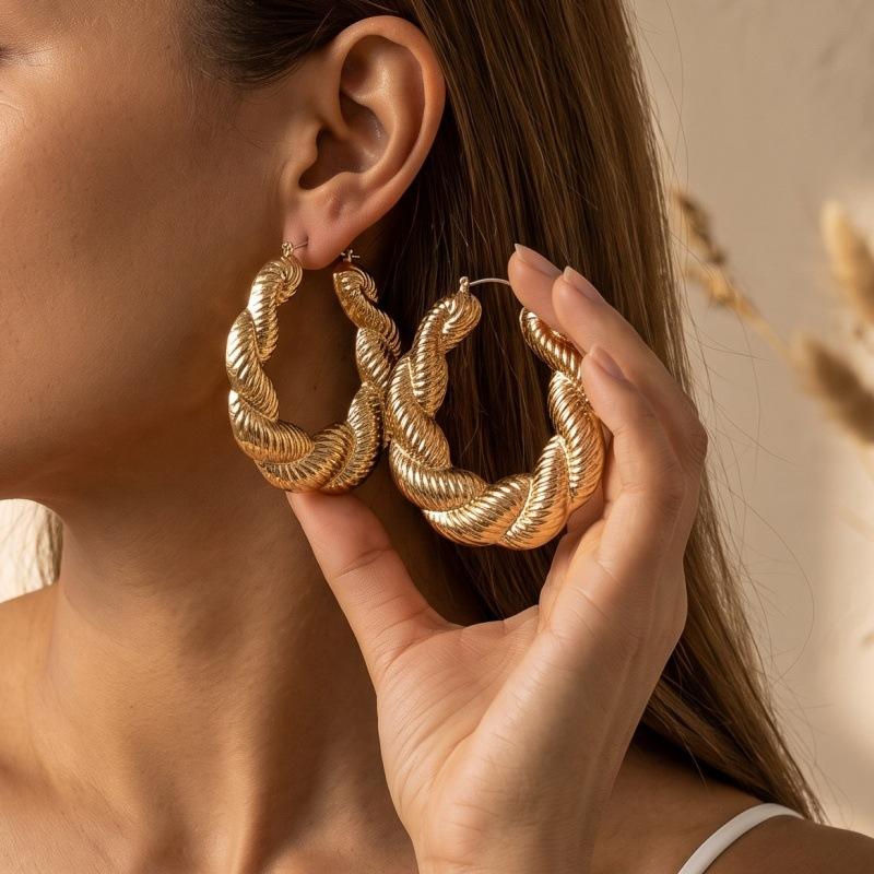 Rough woven twisted flower circle earrings retro and old gold twist personalized versatile earrings