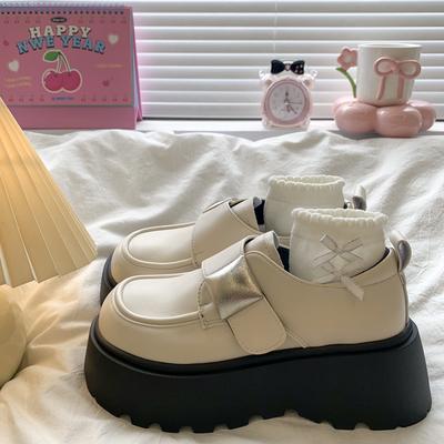 Туфли-лоферы женские на липучке с большой головкой, из маленькой кожи, новые осенние 2025 года, в стиле ретро, в британском стиле, на толстой подошве, увеличивающие рост, универсальные, одинарные