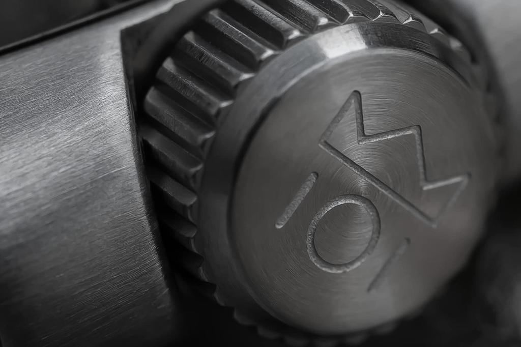 Hyakuichi Ceramic Bezel Watch Mechanical Automatic Hand Winding Automatic 200m Water Resistant Reverse Rotation Prevention Ceramic Bezel Crown Watch