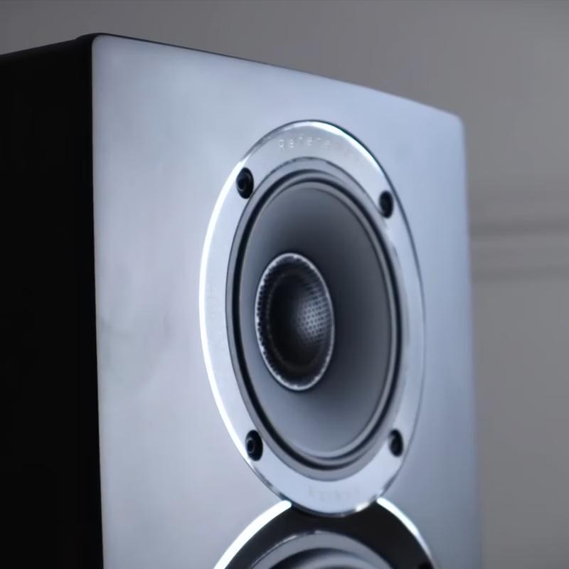 ELAC UBR62 Bookshelf Speakers & Cambridge CXA81 MK2 Amplifier Set (CN version)