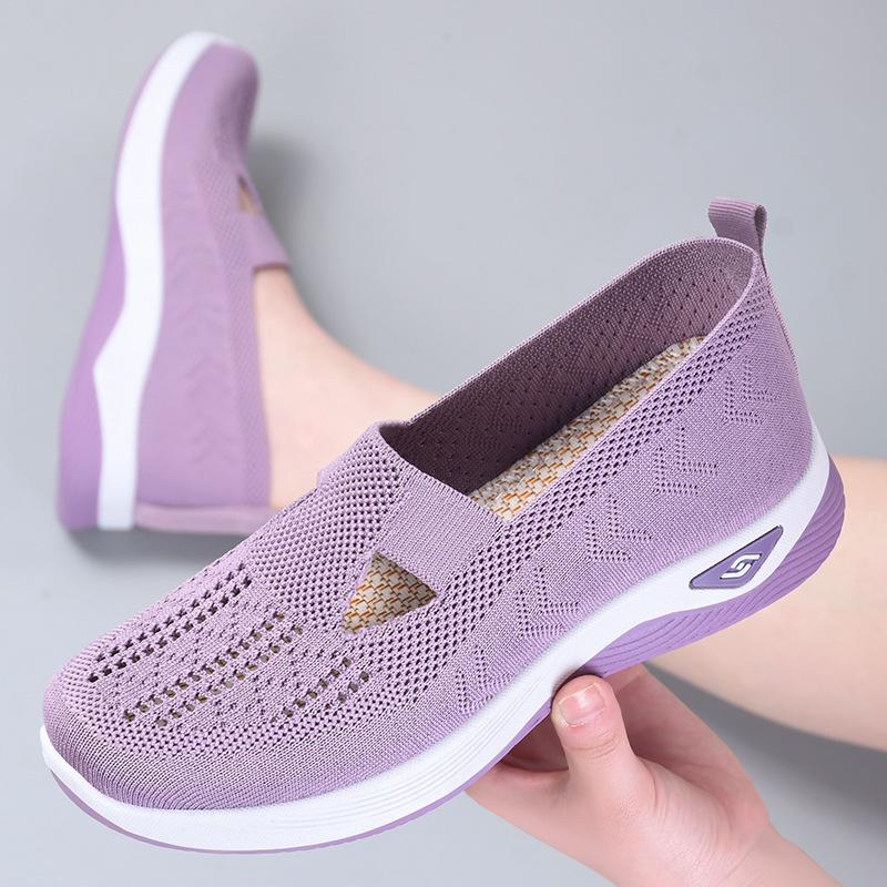 Women Shoes Casual Flyknit Single Shoes Soft Sole Mom Shoes Breathable Old Beijing Cloth Shoes