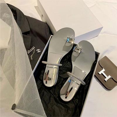 Сандалии со стразами в форме голубиного яйца, женские, лето 2025, новые тапочки на плоской подошве, женская модная верхняя одежда, сандалии с внутренним завышенным носком