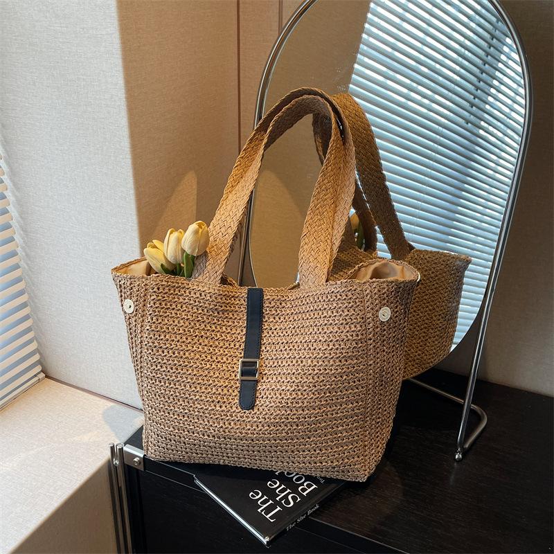 Large-capacity Commuter Tote Bag Women's Summer New Woven Straw Bag Seaside Vacation Wind Beach Bag