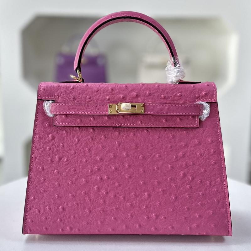 Сумка с узором под страуса первого и второго поколения