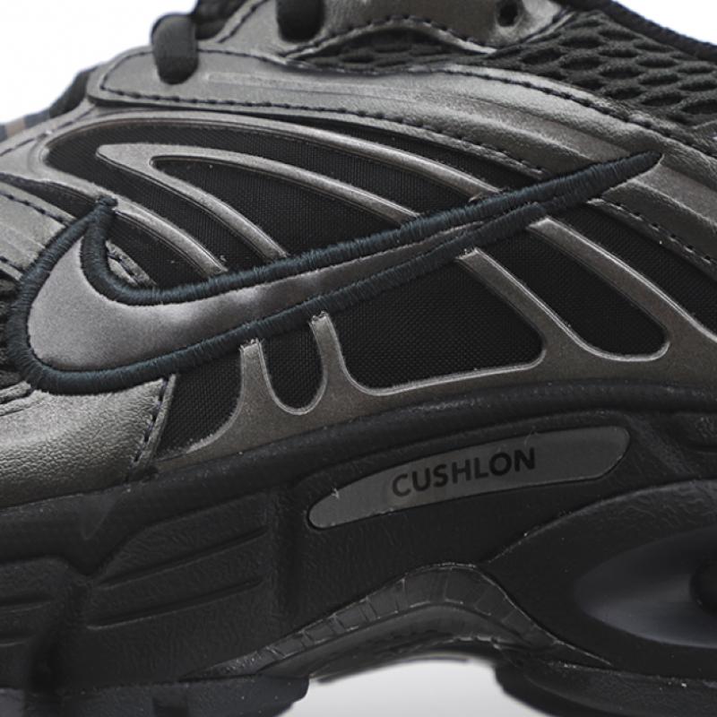Nike Air Max Moto 2k