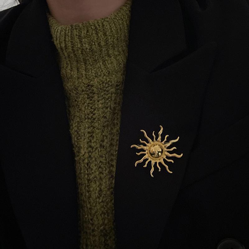 Простая брошь Золотой Бог Солнца для женщин и мужчин, аксессуары для пальто, женские винтажные броши, ювелирные аксессуары, подарок