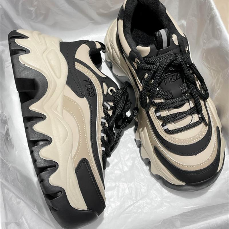 Женская обувь Повседневные кроссовки Модные клиновидные платформы Вулканизированные женские женские брендовые роскошные туфли Женские дизайнерские кроссовки