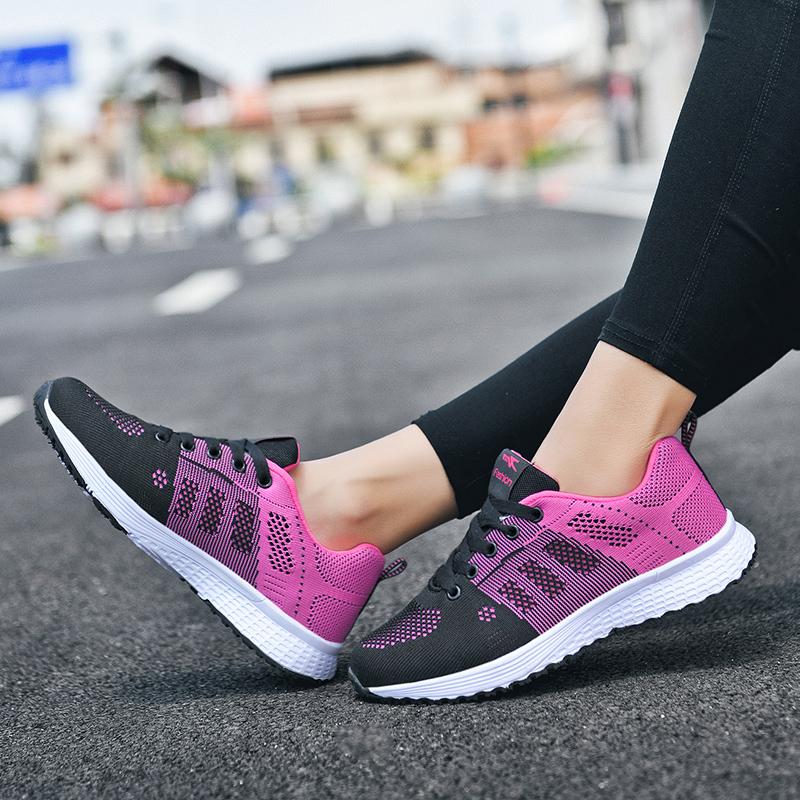 Модные новые мужские спортивные кроссовки большого размера, дышащие, из летящего трикотажа, удобные, спортивные, противоскользящие, износостойкие, повседневные кроссовки для пар