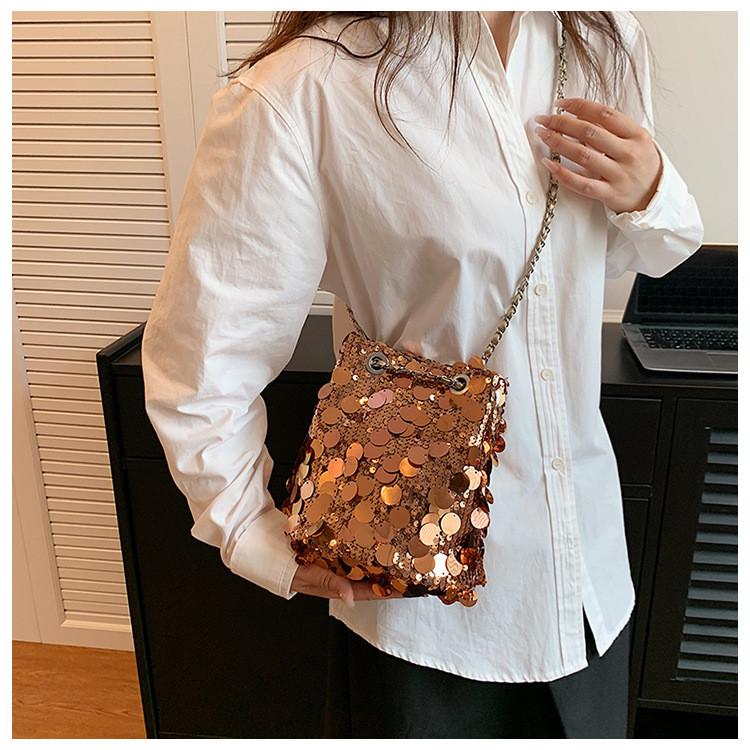 Ielgy Fashion Sequined Shoulder Messenger Bag Large Capacity Bucket Bag