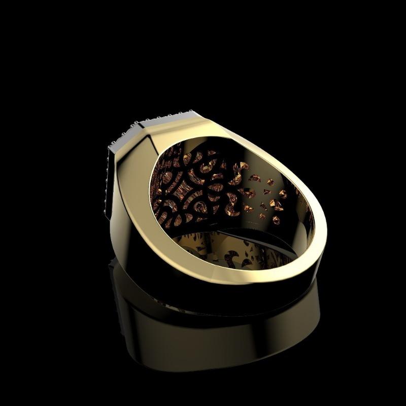 Двухцветное мужское кольцо с бриллиантами цвета шампанского