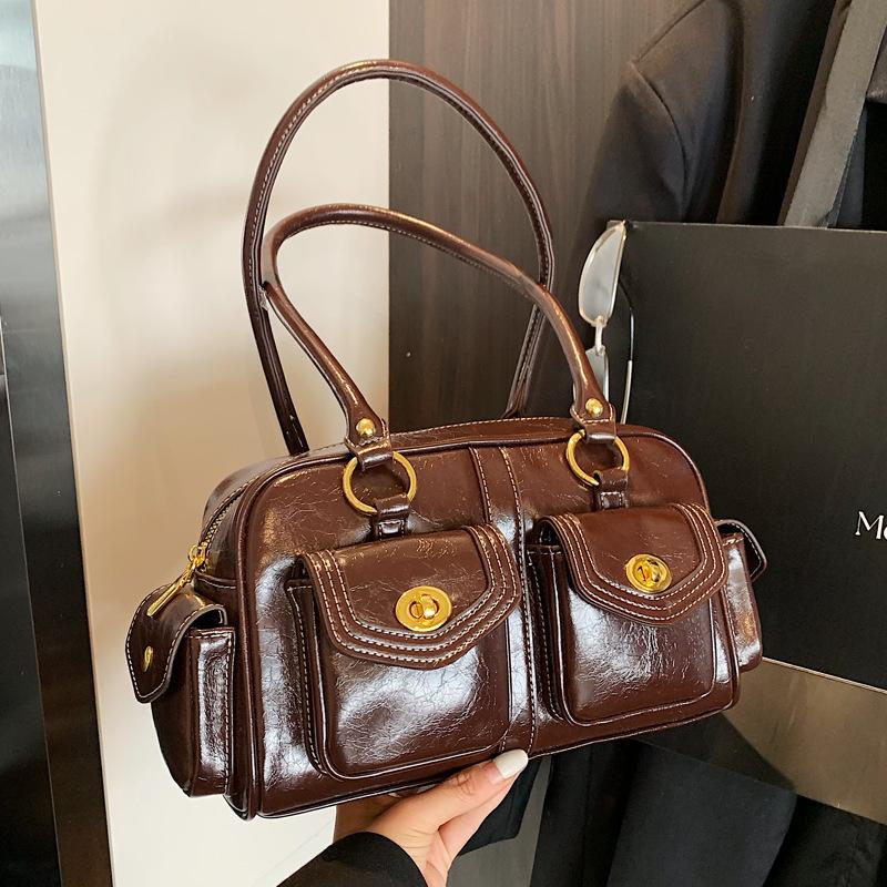 Вместительная сумка под мышкой женская 2025 осень и зима новая нишевая высококлассная простая ретро сумка на плечо сумка-подушка