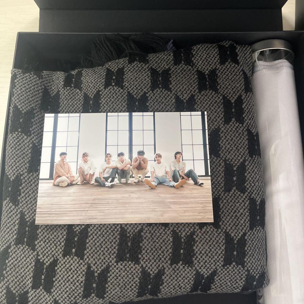 [USED] BTS MERCH BOX 1