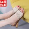 Cool Slippers Women's Outer Wear 2025 New Summer Flat-bottomed Non-slip Middle-aged and Elderly Mother Shoes Middle-aged Women's Soft Leather Slippers