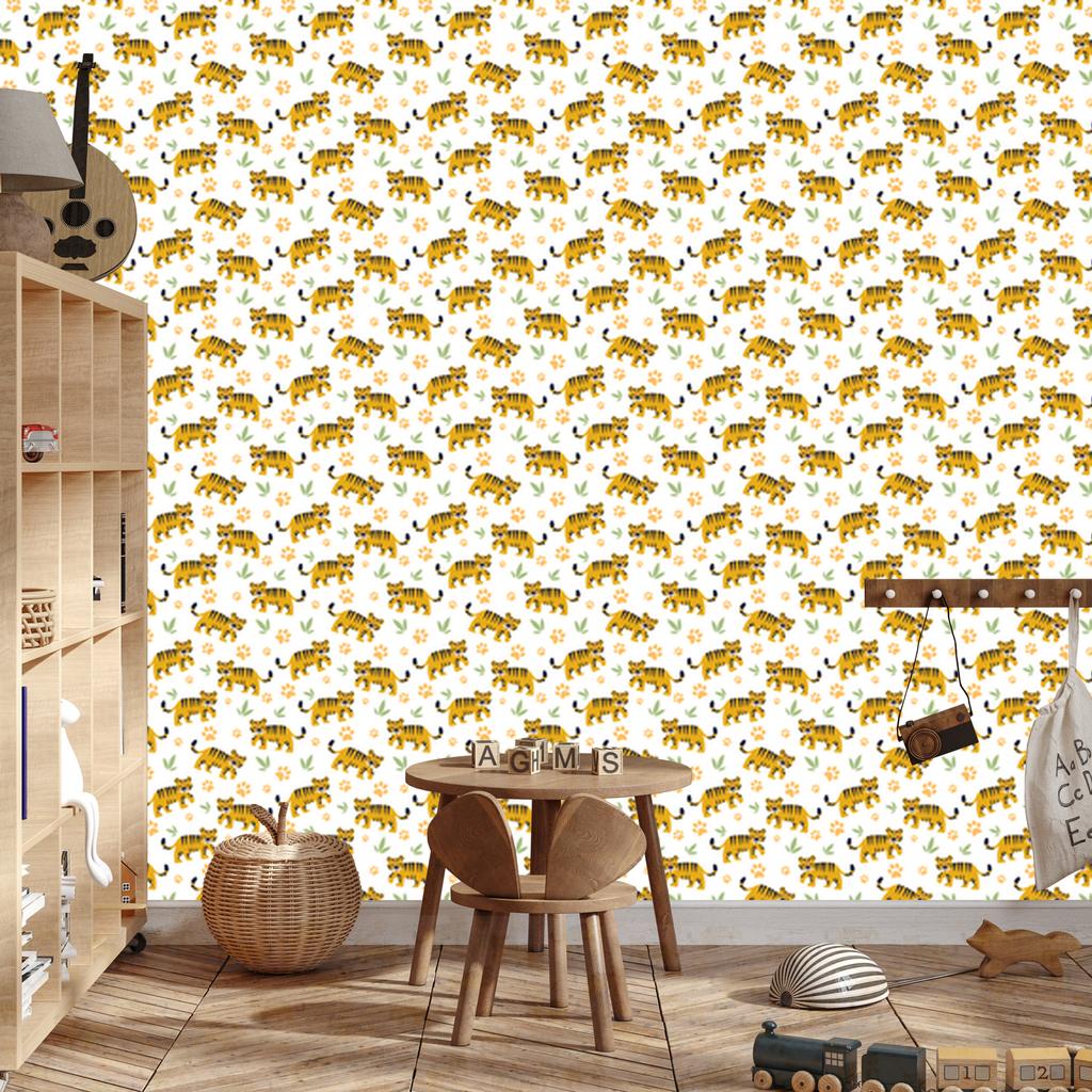 Tigers Wallpaper White, Cream and Gold for Living Room and Bedroom 50x1000