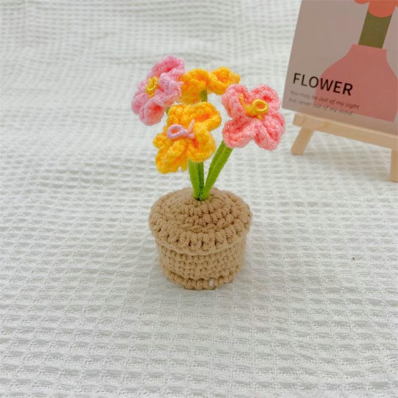Mini Potted Crochet Homemade Tulip Flower Rose DIY Hand-Woven Home Decoration Wool Finished Product