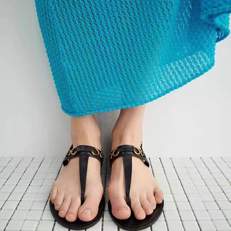 2025 лето новые внешнеторговые универсальные отпускные сандалии на плоской подошве коричневые римские сандалии за носок шлепанцы женские