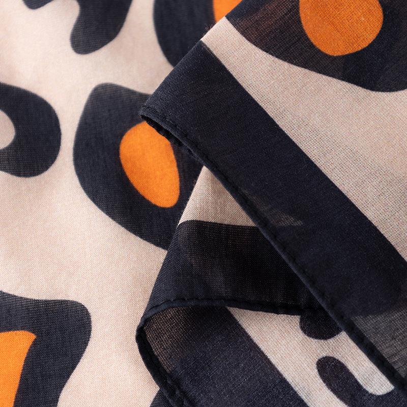 Leopard print silk small square scarf women's sunscreen shawl summer thin mulberry silk scarf fashion versatile 71 small square scarf