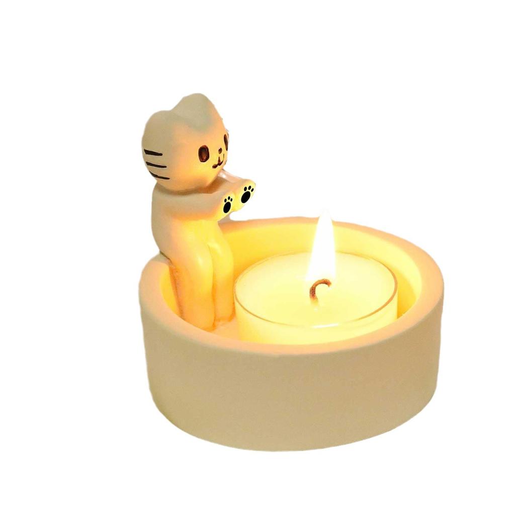 Cat Warming by Fire Candle Holder, Adorable Resin Craft Candle Stand, Home Decor Ornament, Tabletop Garden Decor, Birthday Gift