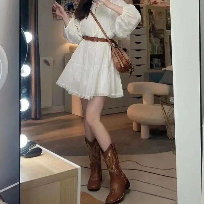 Новые зимние женские сапоги винтажные ретро вышитые коричневые сапоги на толстом каблуке рыцарские сапоги ковбойские сапоги в стиле вестерн