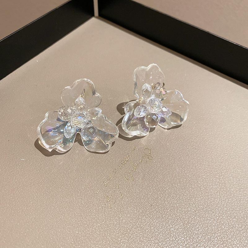 Богемные розовые серьги-кисточки с цветком из бисера и жемчуга