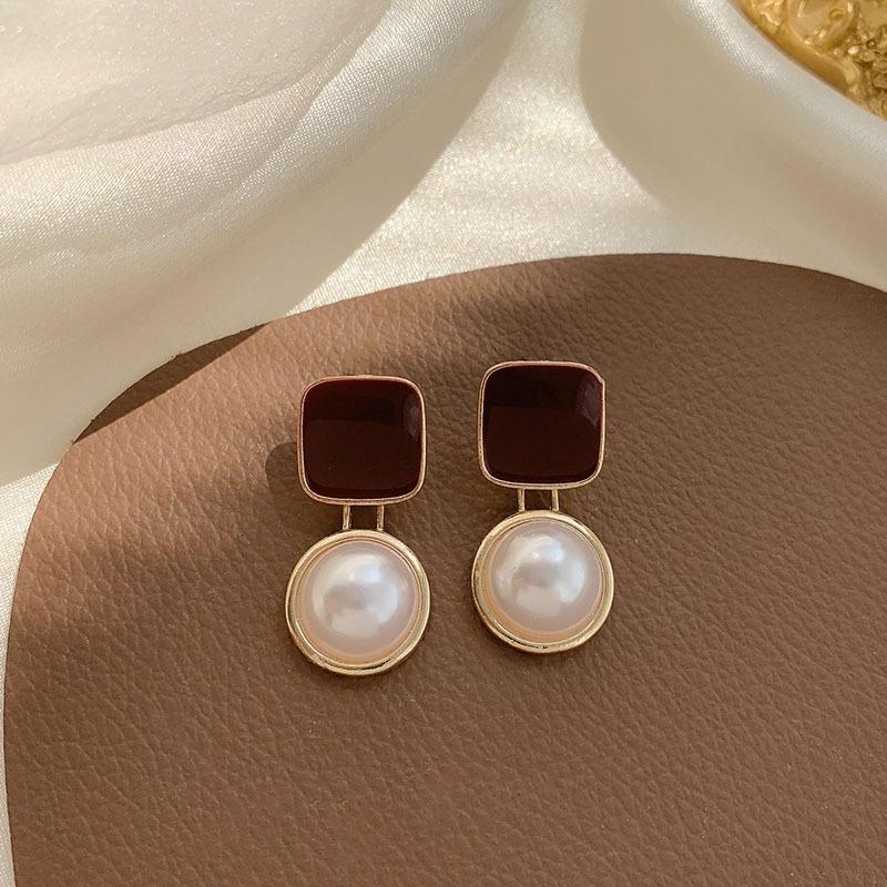 Women Girls Korean Style Camellia Baroque Pearl Earrings Fashion Vintage Jewelry Bow Heart Shape Elegant Lady Ear Rings Ear Clip