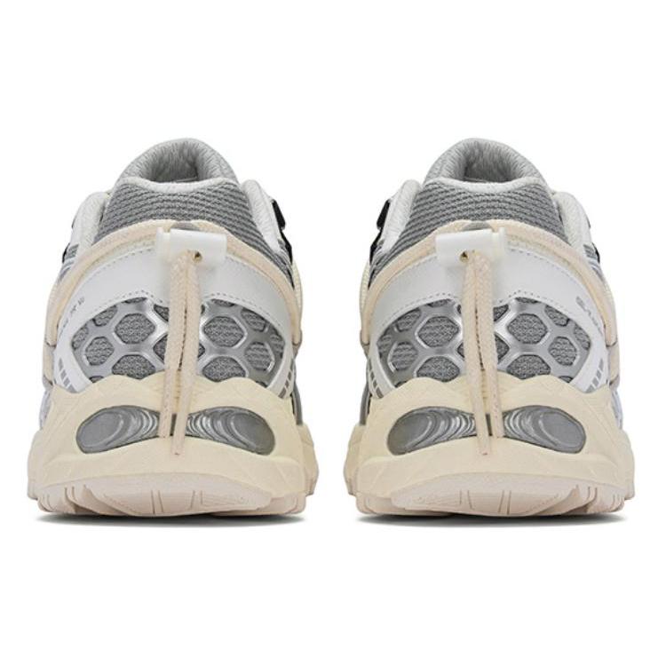 Новые Asics Gel Kahana Tr V2 'Silver Cream' 1203A557-021