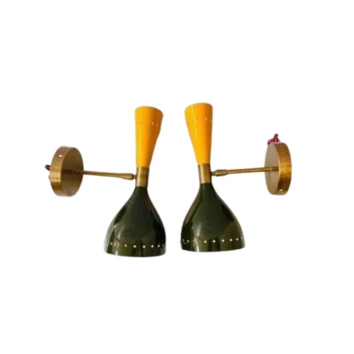 Пара настенных светильников Diabolo середины 1950-х годов, итальянская модель, необработанная латунь