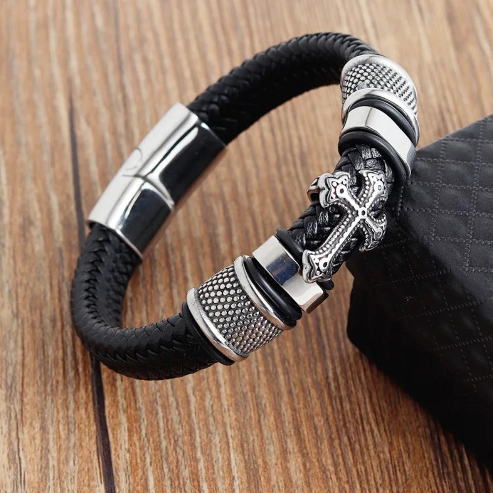 Luxury Mens Bracelet Cross Titanium Steel Vintage Fashion Jewelry Leather Braided Trend Personality Hot Selling Bangles