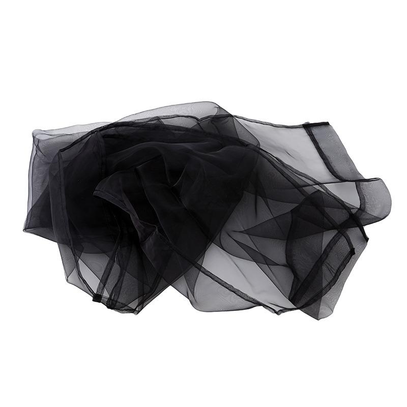 Красочная цветная тюль на окна