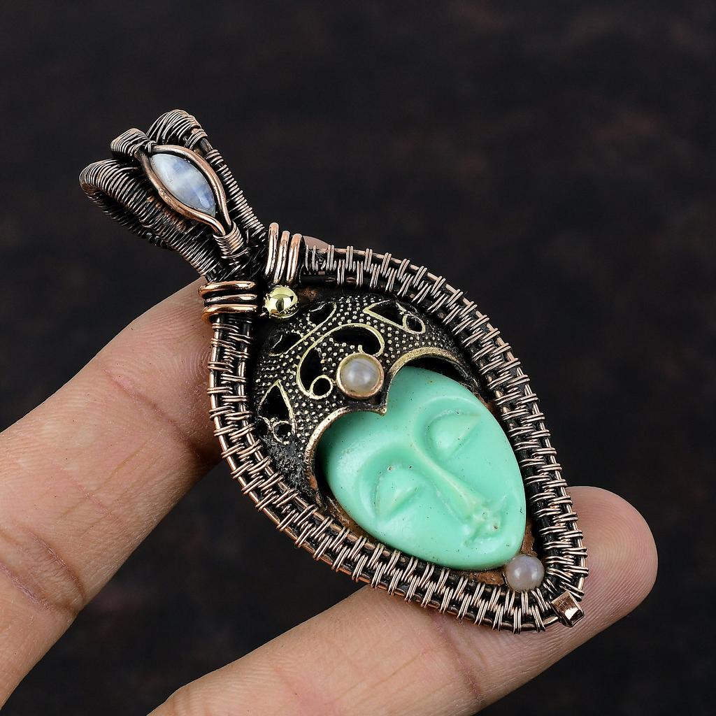 Зеленый резной кулон с лицом из кости, медная проволока, обернутые ювелирные изделия, кулон ручной работы, радужный лунный камень, ювелирный подарок для женщин, медный кулон с драгоценным камнем
