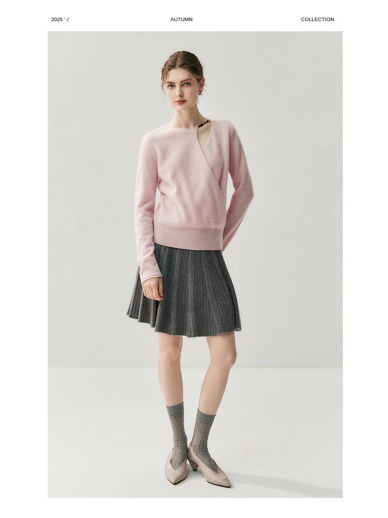 Женский асимметричный кашемировый свитер с перекрещенным воротником и подвернутыми манжетами – Элегантный вязаный базовый слой для осени/зимы