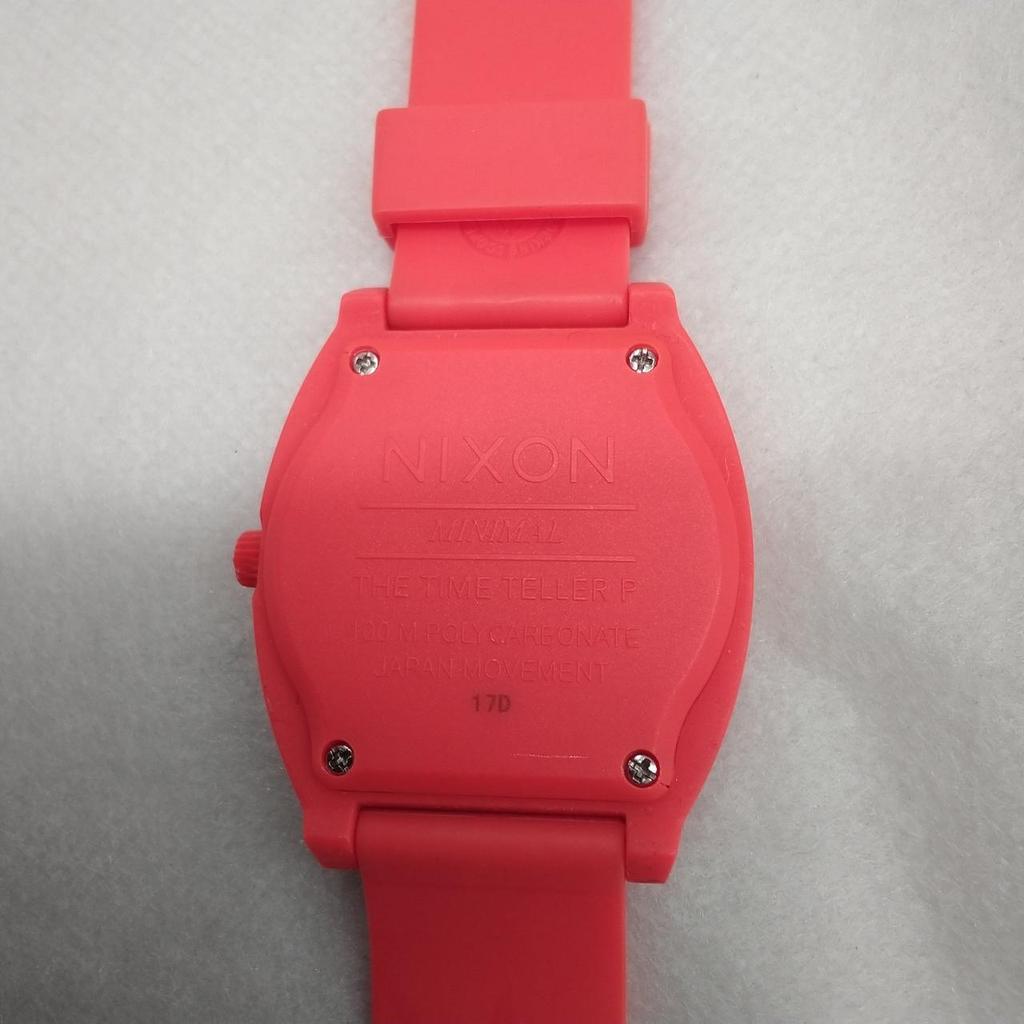 Б/у Оранжевые кварцевые часы NIXON MINIMAL